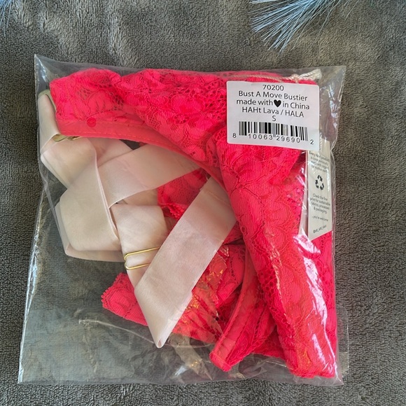 Bust a move bustier - SZ s - lava - NWT - Picture 11 of 11